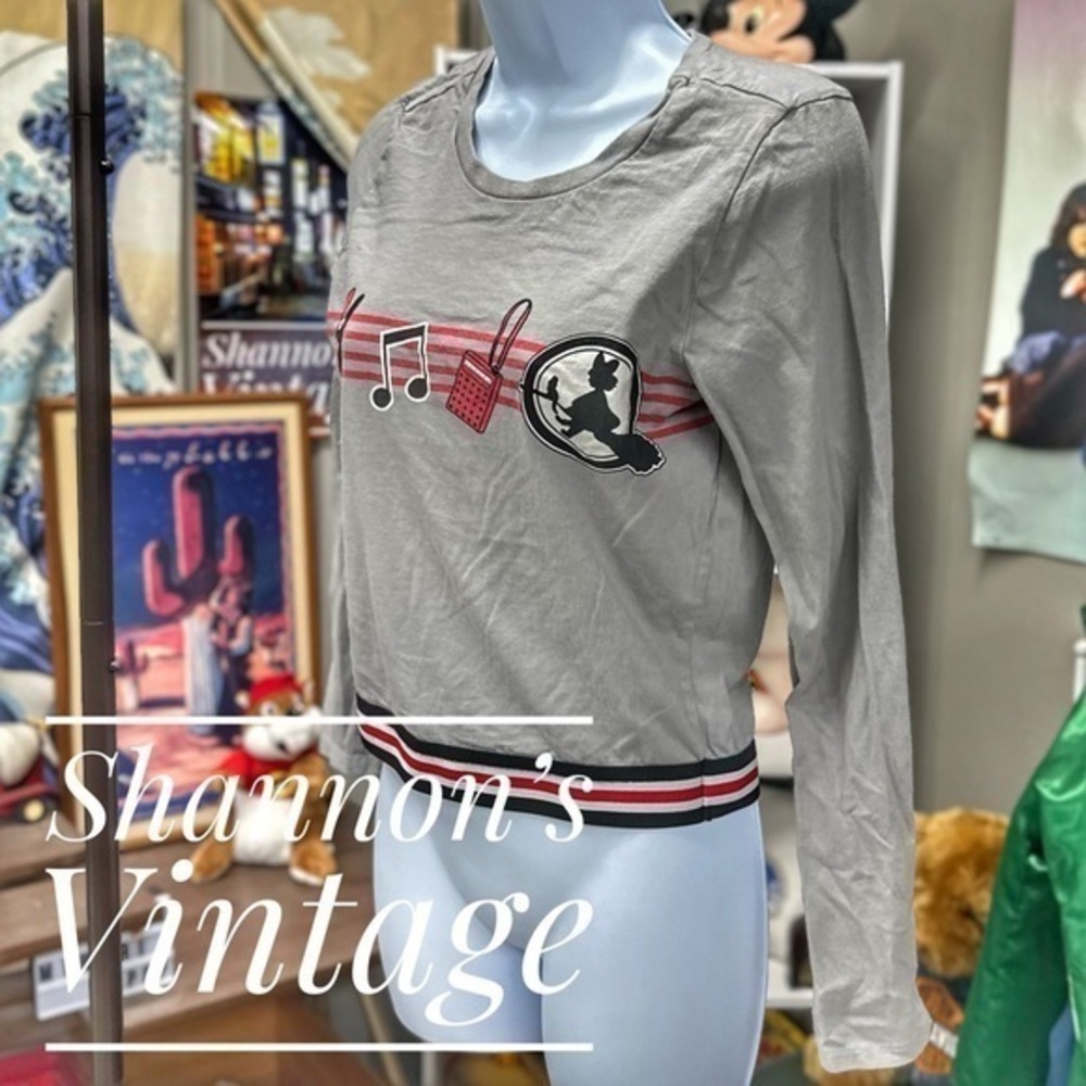 Studio Ghibli by Her Universe sz medium Kiki’s Delivery Service sweater A29
